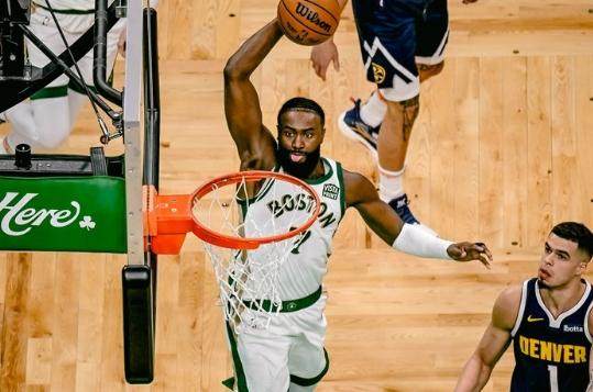 云开体育官网入口-【现场】双探花哑火 绿军主场20连胜终结